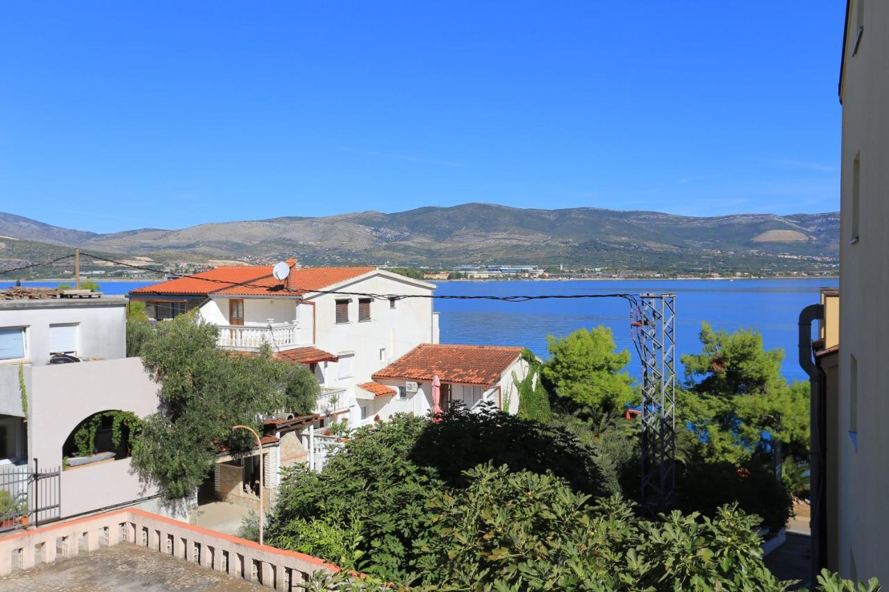 Apartments By The Sea Arbanija, Ciovo - 17332 Trogir Dış mekan fotoğraf
