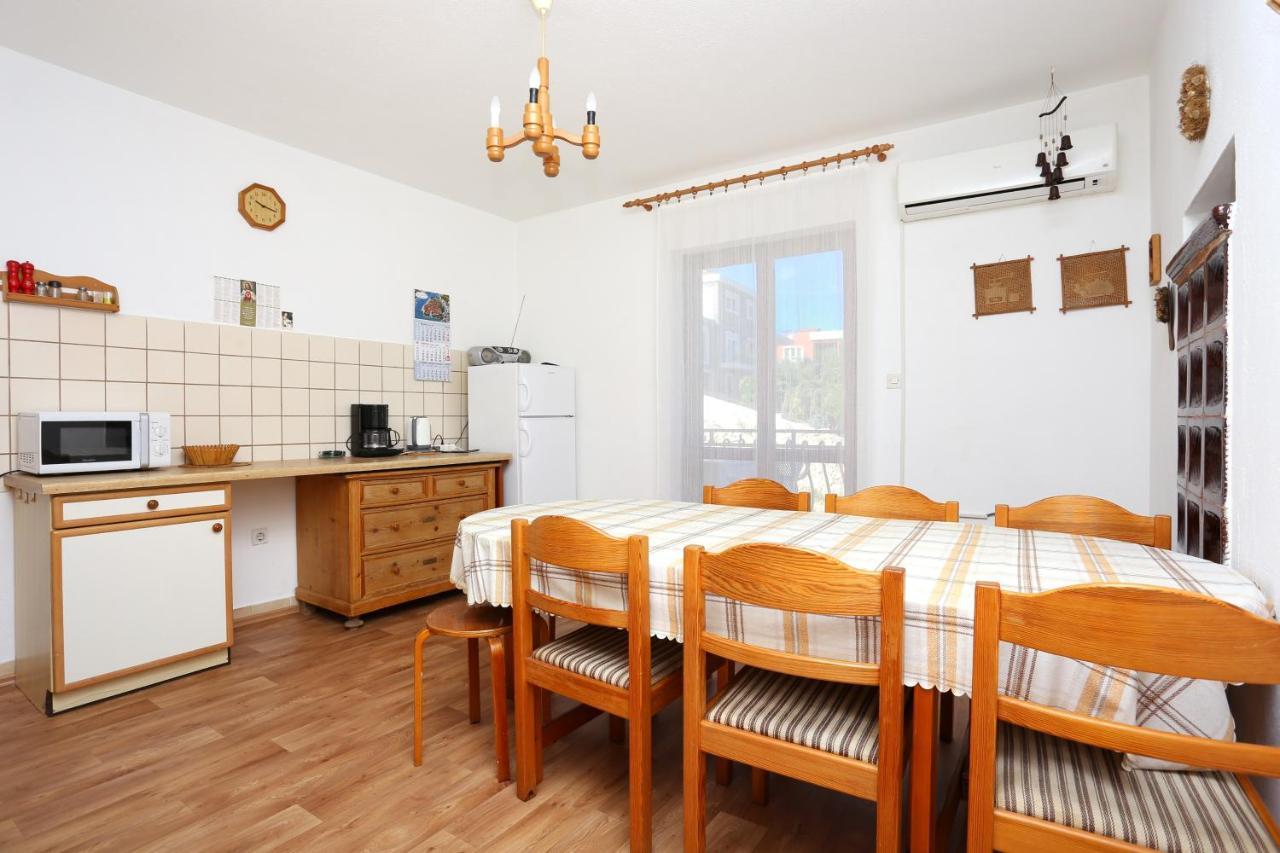 Apartments By The Sea Arbanija, Ciovo - 17332 Trogir Dış mekan fotoğraf